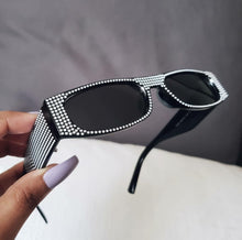 Load image into Gallery viewer, Retro Faux Diamond Sunglasses Unisex - SHOPPRETTYPISTOL