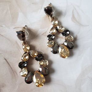 Black and Gold Water Drop Earrings - SHOPPRETTYPISTOL
