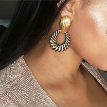 Load image into Gallery viewer, Retro Bijoux Drop Earrings - SHOPPRETTYPISTOL